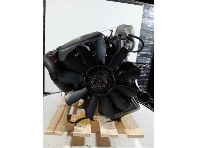 Recambio de motor completo para mercedes clase e (w210) berlina diesel referencia OEM IAM 613961 300704453 