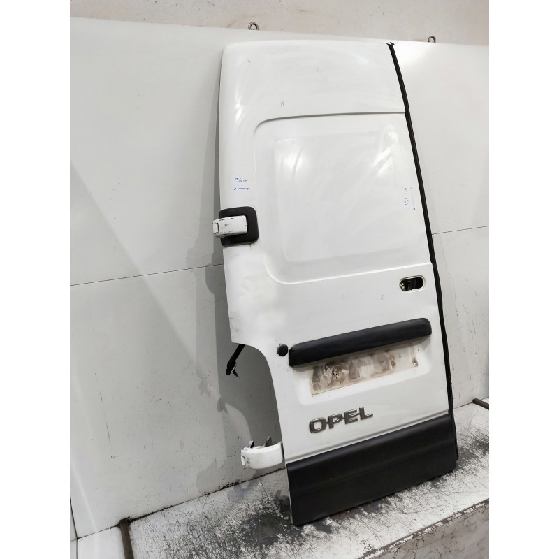Recambio de puerta trasera izquierda para opel movano 2.5 diesel (s8u-772 / l93) referencia OEM IAM 194/94CM CIEGA 5P
