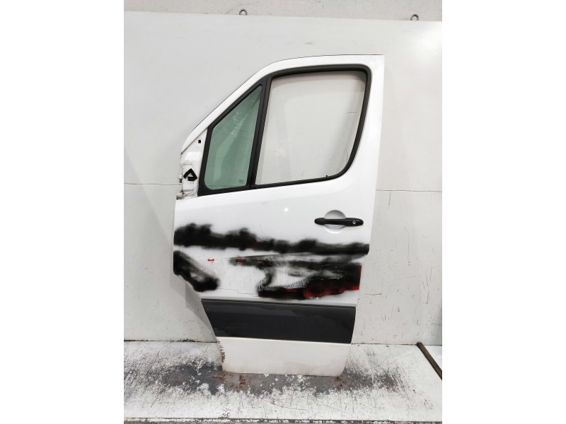 Recambio de puerta delantera izquierda para mercedes sprinterii caja cerrada (desde 01.06) referencia OEM IAM   5P