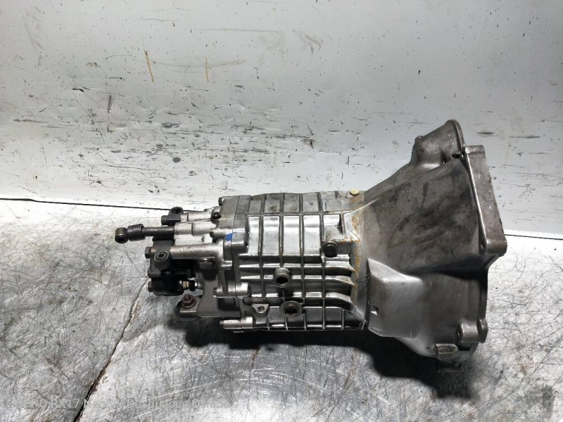 Recambio de caja cambios para bmw serie 5 (e12) 518 referencia OEM IAM 025585AT  