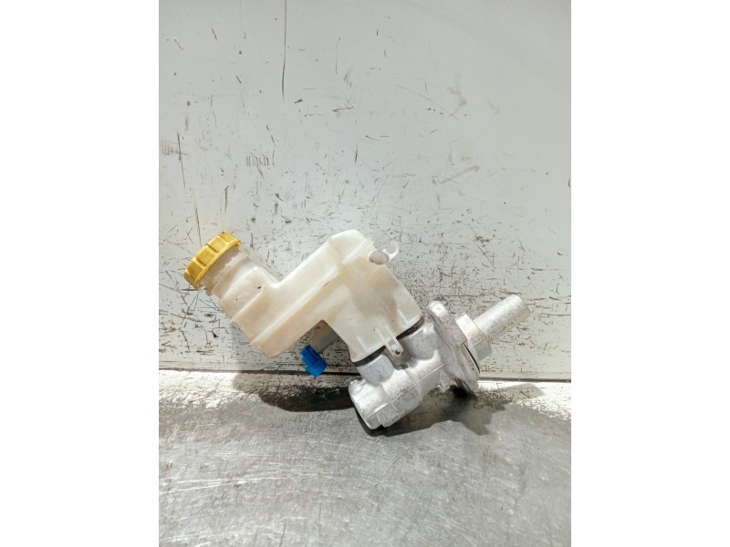 Recambio de bomba freno para fiat 500 312 1.0 hybrid referencia OEM IAM A007B226  