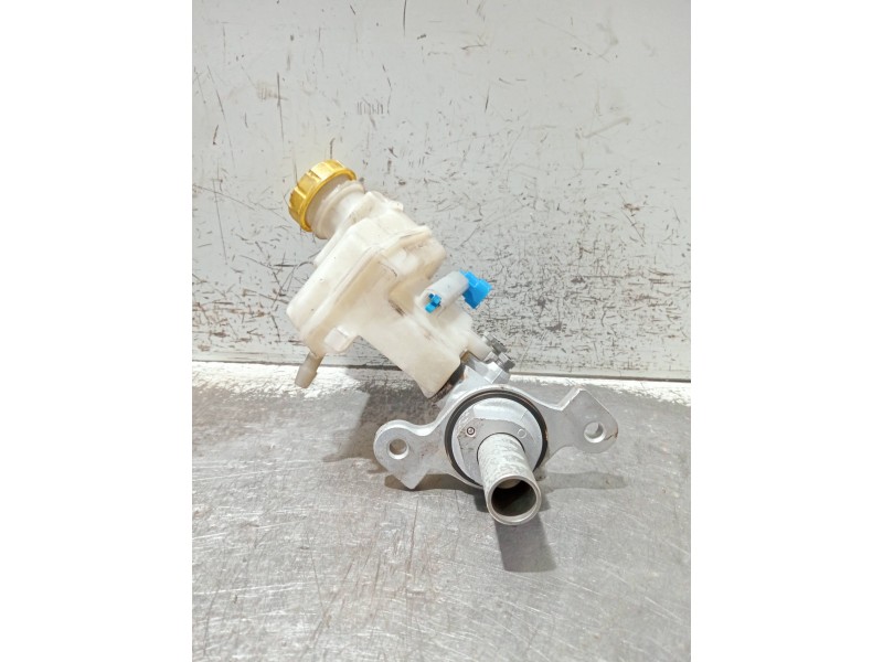 Recambio de bomba freno para fiat 500 312 1.0 hybrid referencia OEM IAM A007B226  