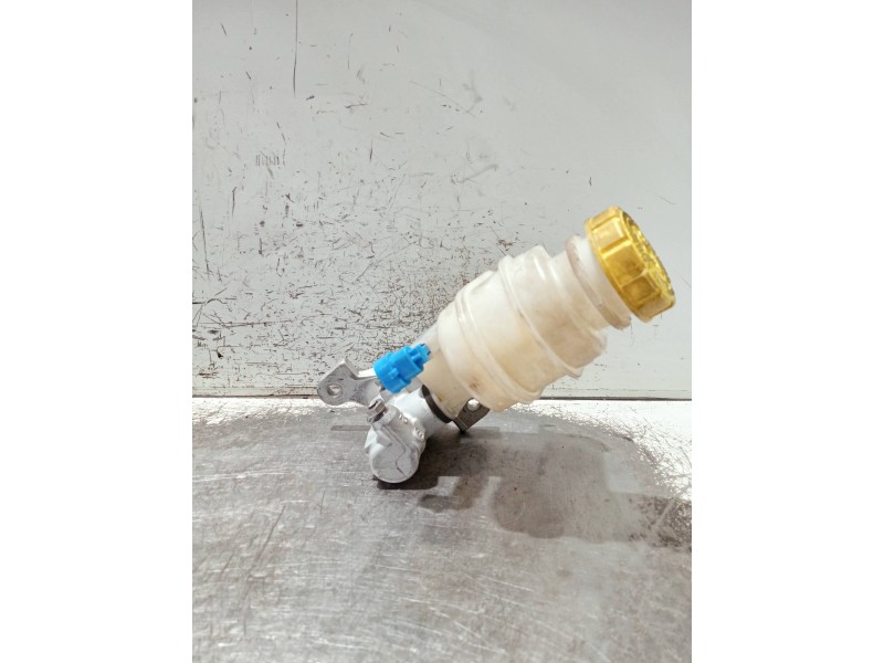Recambio de bomba freno para fiat 500 312 1.0 hybrid referencia OEM IAM A007B226  