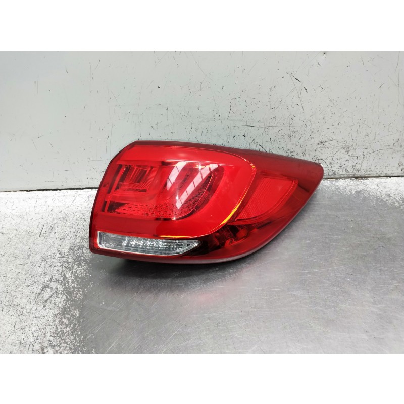 Recambio de piloto trasero derecho para kia sportage referencia OEM IAM 924023W610  