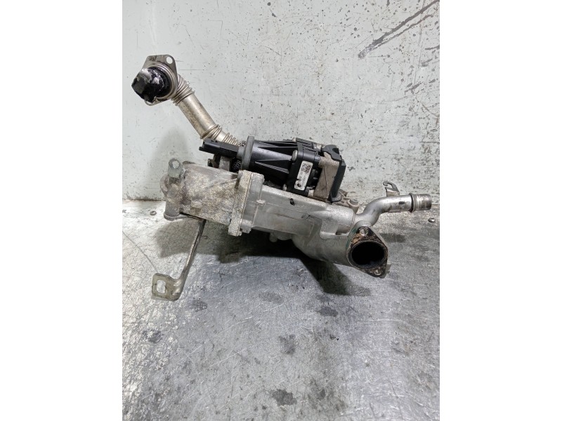 Recambio de valvula egr para ford c-max trend referencia OEM IAM 9671187780 70215615 