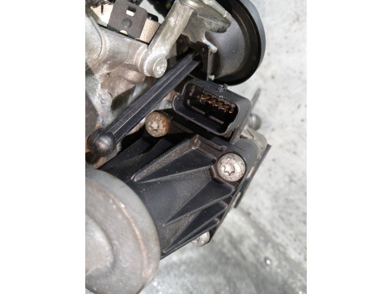 Recambio de valvula egr para ford c-max trend referencia OEM IAM 9671187780 70215615 