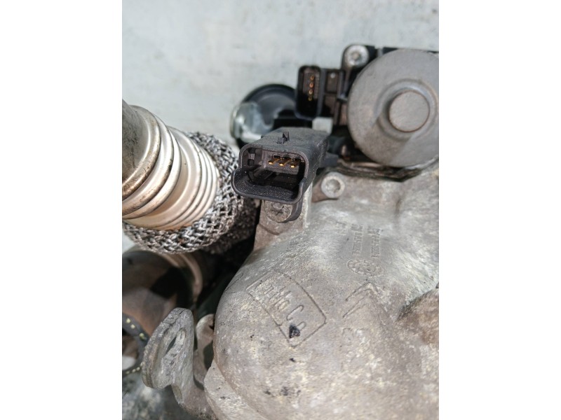 Recambio de valvula egr para ford c-max trend referencia OEM IAM 9671187780 70215615 