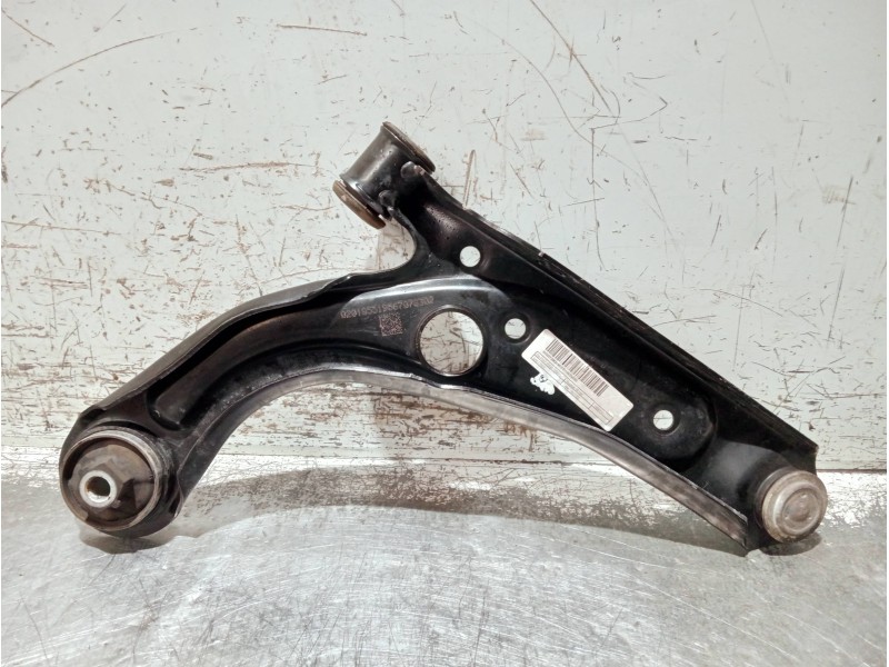 Recambio de brazo suspension inferior delantero izquierdo para fiat 500 312 1.0 hybrid referencia OEM IAM 00520139620  