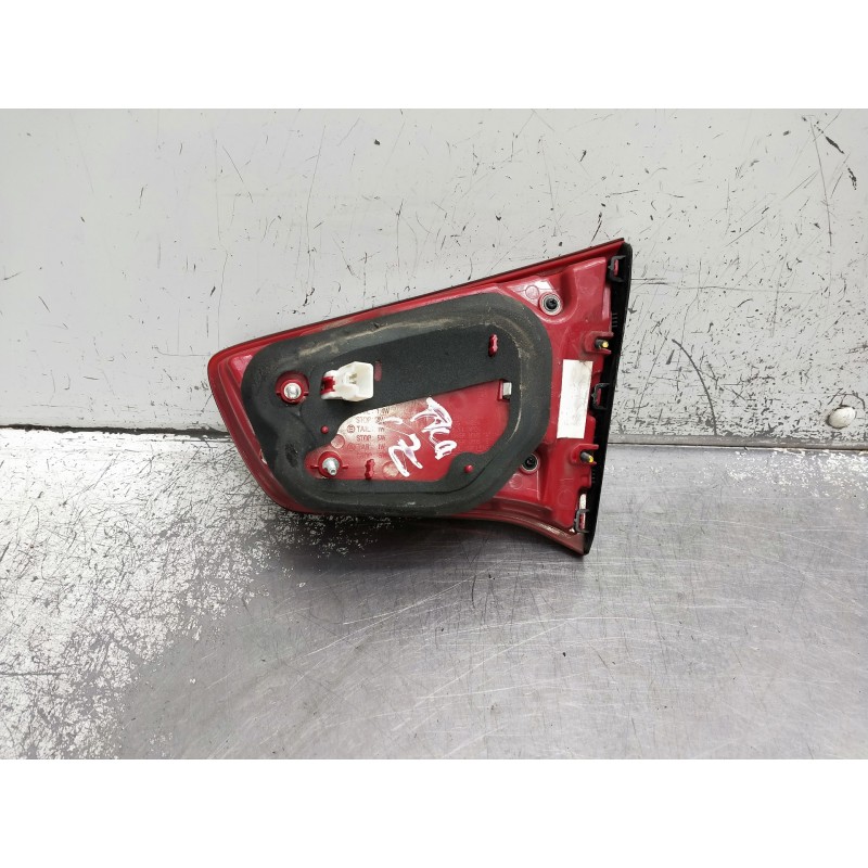 Recambio de piloto trasero izquierdo interior para kia sportage referencia OEM IAM   