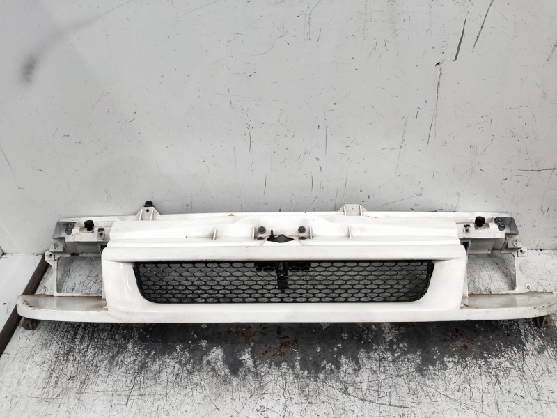 Recambio de rejilla delantera para ford transit caja cerrada, media (fy) (2000 =>) referencia OEM IAM   