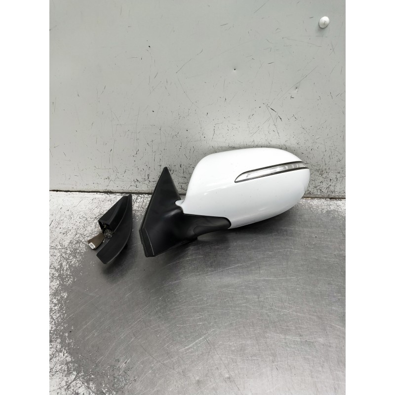 Recambio de retrovisor izquierdo para kia sportage referencia OEM IAM 876103U230WD  