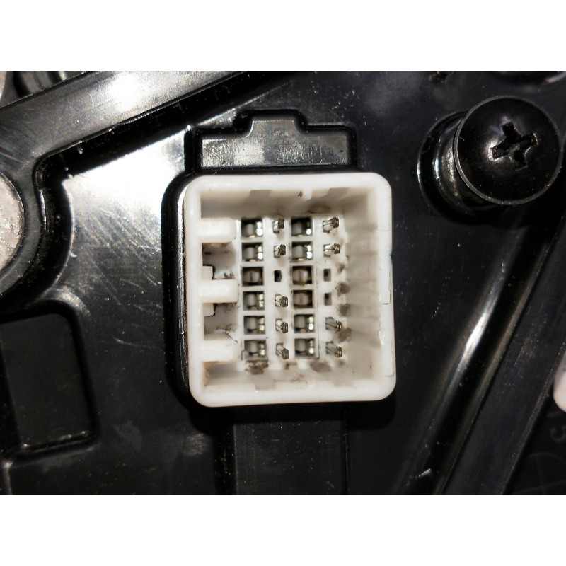 Recambio de retrovisor izquierdo para kia sportage referencia OEM IAM 876103U230WD  