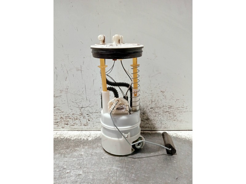 Recambio de bomba combustible para nissan qashqai (j10) referencia OEM IAM 0975632990004 17040JD01A 