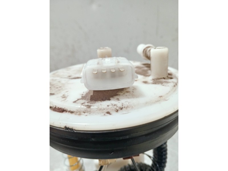 Recambio de bomba combustible para nissan qashqai (j10) referencia OEM IAM 0975632990004 17040JD01A 