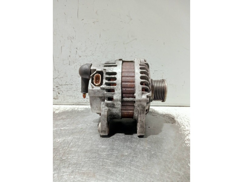 Recambio de alternador para nissan qashqai (j10) referencia OEM IAM 23100JD200 A2TJ0281ZE 