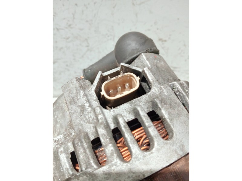Recambio de alternador para nissan qashqai (j10) referencia OEM IAM 23100JD200 A2TJ0281ZE 