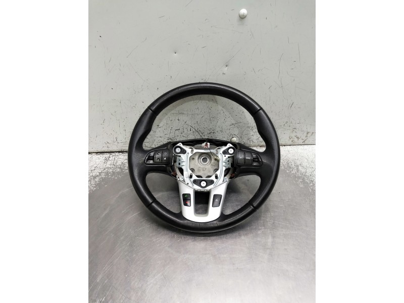 Recambio de volante para kia sportage referencia OEM IAM 561103U751EQ 0060014593 