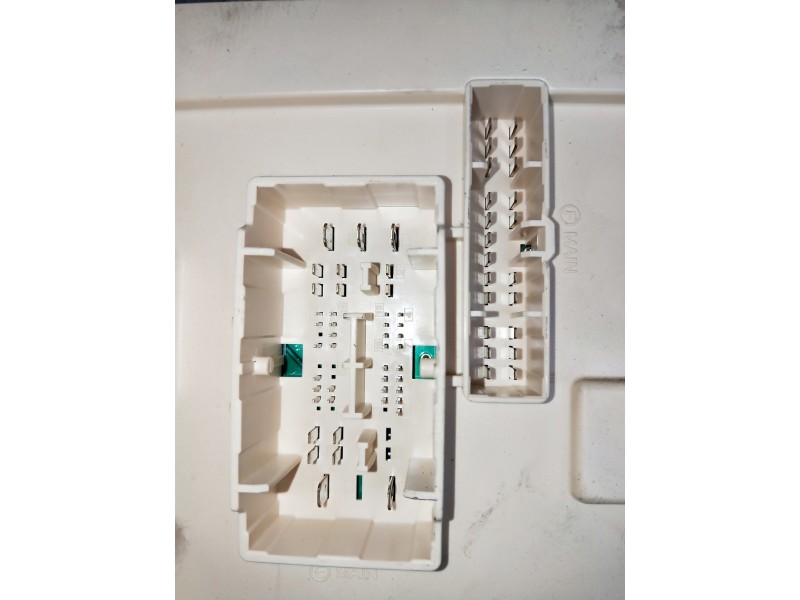 Recambio de caja reles / fusibles para kia sportage referencia OEM IAM 919503W033 1315818005 