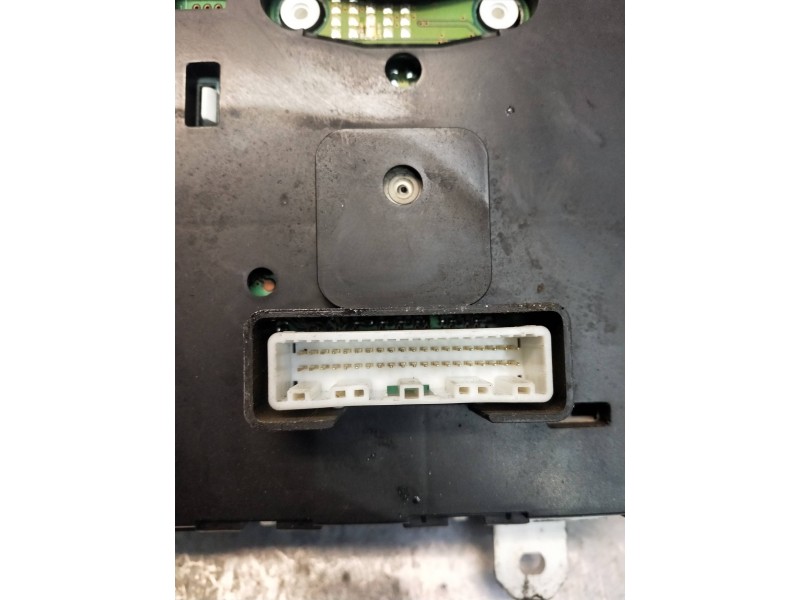 Recambio de cuadro instrumentos para nissan cabstar 09.06 referencia OEM IAM MA717L6C9 0710160010B 