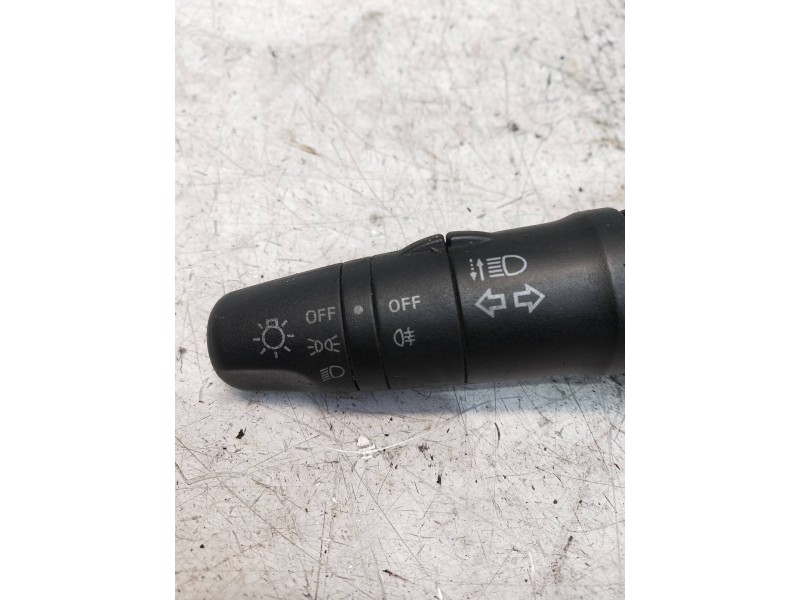 Recambio de mando luces para nissan cabstar 09.06 referencia OEM IAM 9723SD  