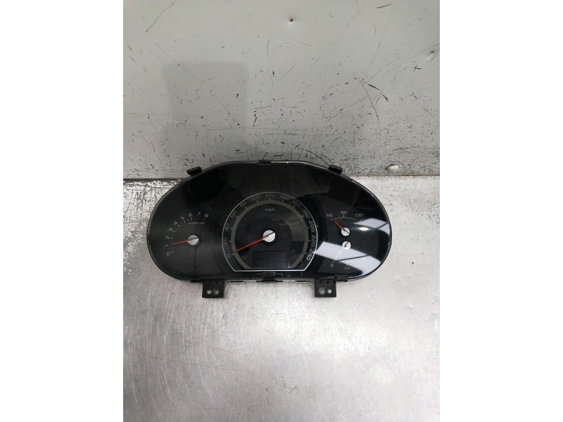 Recambio de cuadro instrumentos para kia sportage referencia OEM IAM 940233U105 940233U155 
