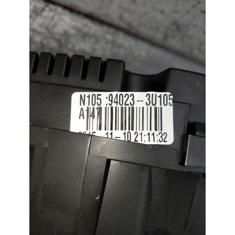 Recambio de cuadro instrumentos para kia sportage referencia OEM IAM 940233U105 940233U155 