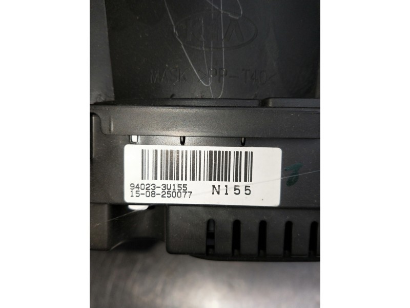 Recambio de cuadro instrumentos para kia sportage referencia OEM IAM 940233U105 940233U155 