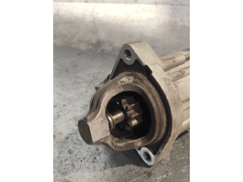 Recambio de motor arranque para bmw serie 5 berlina (e60) 520d referencia OEM IAM 7787354 D7G4 