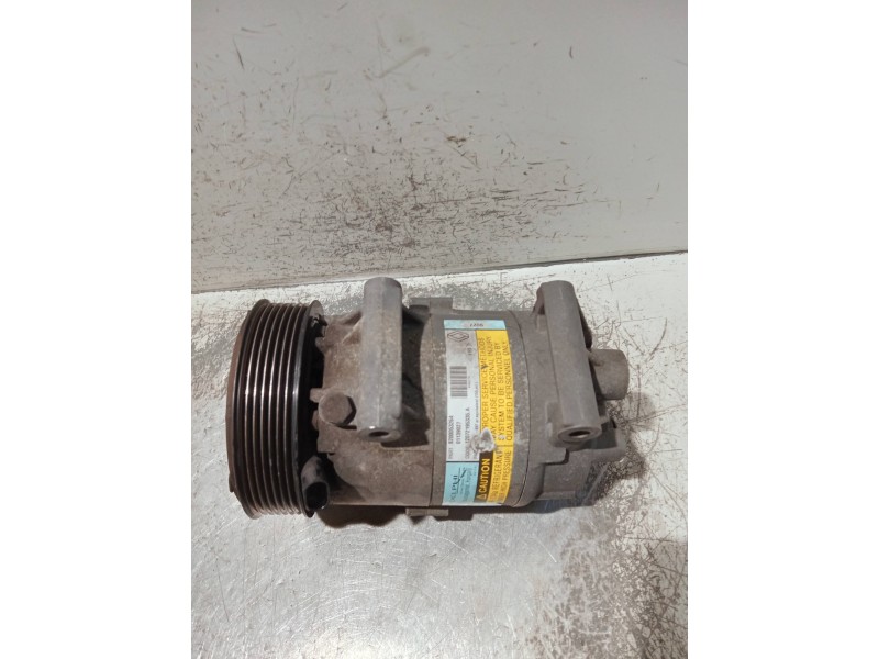 Recambio de compresor aire acondicionado para renault megane ii berlina 5p referencia OEM IAM 8200053264 01139027 