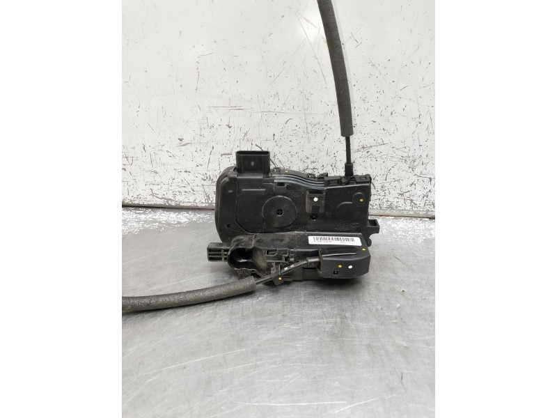 Recambio de motor cierre centralizado delantero derecho para kia sportage referencia OEM IAM 813203U010  5P