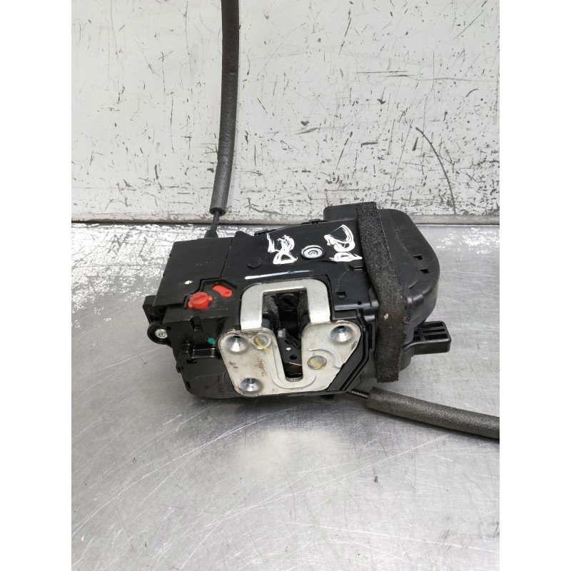 Recambio de motor cierre centralizado trasero derecho para kia sportage referencia OEM IAM 814203U000  5P