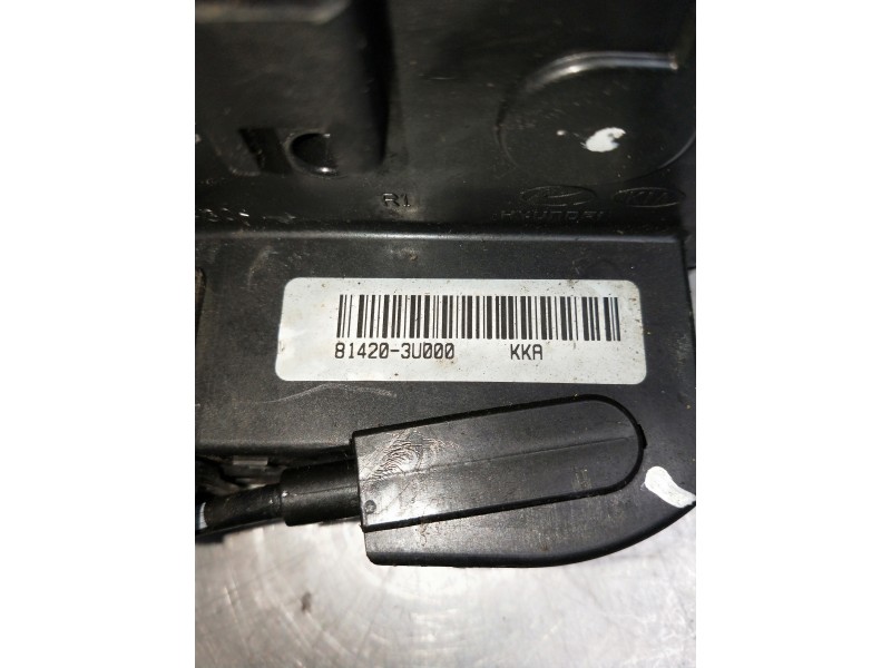 Recambio de motor cierre centralizado trasero derecho para kia sportage referencia OEM IAM 814203U000  5P