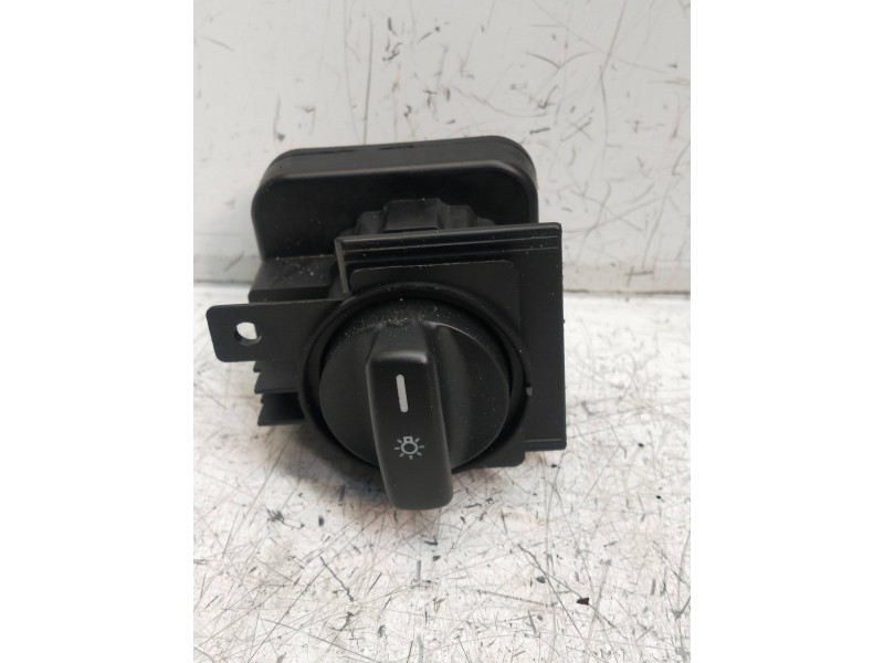 Recambio de mando luces para mercedes clase b (w245) referencia OEM IAM 1695452704 32221101 INTERRUPTOR