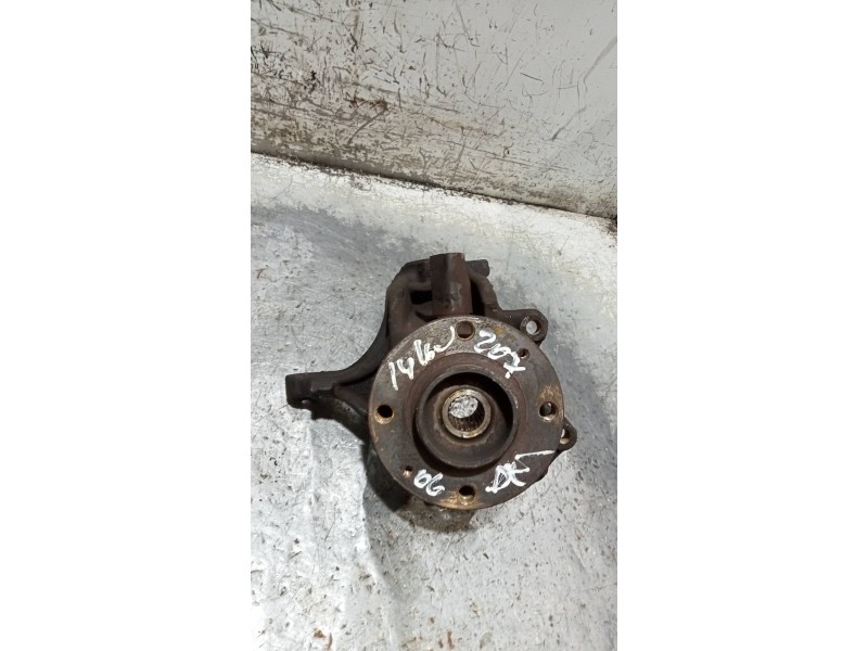 Recambio de mangueta delantera derecha para peugeot 207 sw sport referencia OEM IAM   