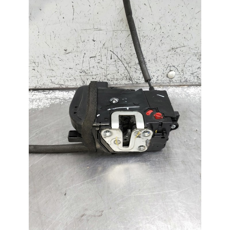 Recambio de motor cierre centralizado trasero izquierdo para kia sportage referencia OEM IAM 81410-3U000  5P