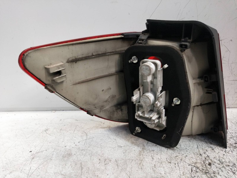 Recambio de piloto trasero derecho para mercedes clase b (w245) referencia OEM IAM A1698202664  