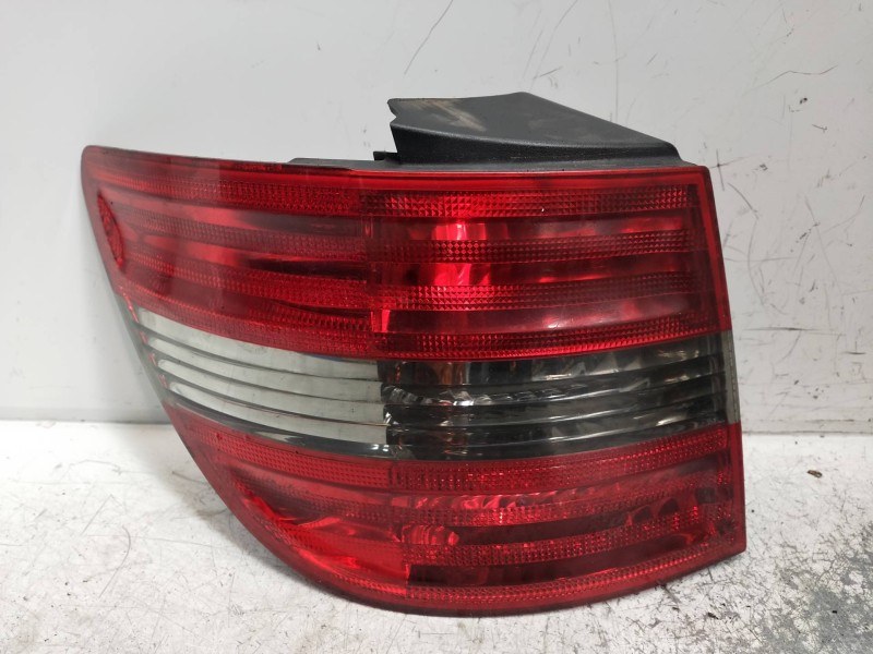 Recambio de piloto trasero izquierdo para mercedes clase b (w245) referencia OEM IAM A1698202564  