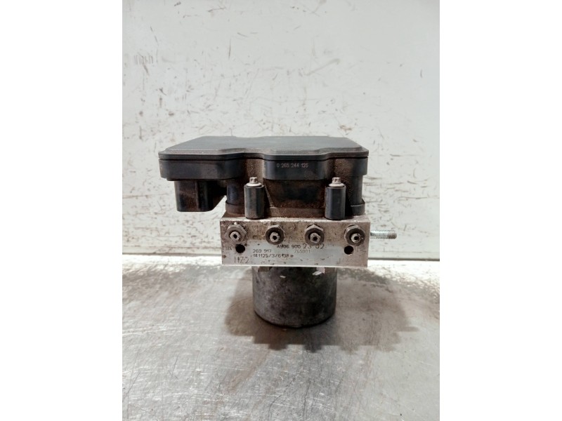 Recambio de abs para mercedes sprinterii caja cerrada (desde 01.06) referencia OEM IAM 0265956033 0265244125 A9069002302