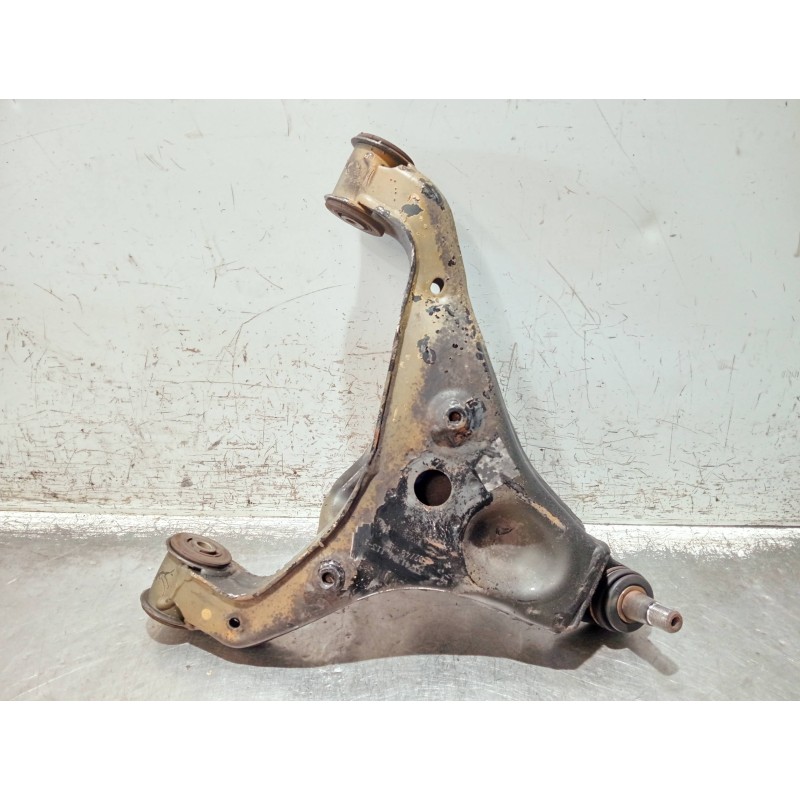 Recambio de brazo suspension inferior delantero izquierdo para mercedes sprinterii caja cerrada (desde 01.06) referencia OEM IAM