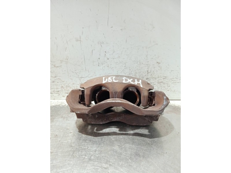 Recambio de pinza freno delantera derecha para mercedes sprinterii caja cerrada (desde 01.06) referencia OEM IAM 928907  