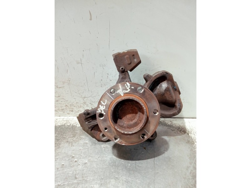 Recambio de mangueta delantera derecha para mercedes sprinterii caja cerrada (desde 01.06) referencia OEM IAM A906332  