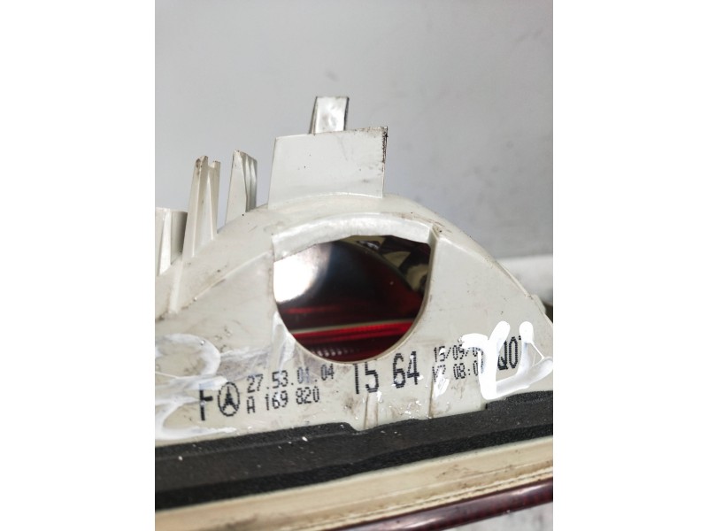 Recambio de piloto trasero izquierdo interior para mercedes clase b (w245) referencia OEM IAM A1698201564  