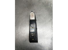 Recambio de mando elevalunas delantero izquierdo para kia sportage referencia OEM IAM 935703W400WK  5P 2