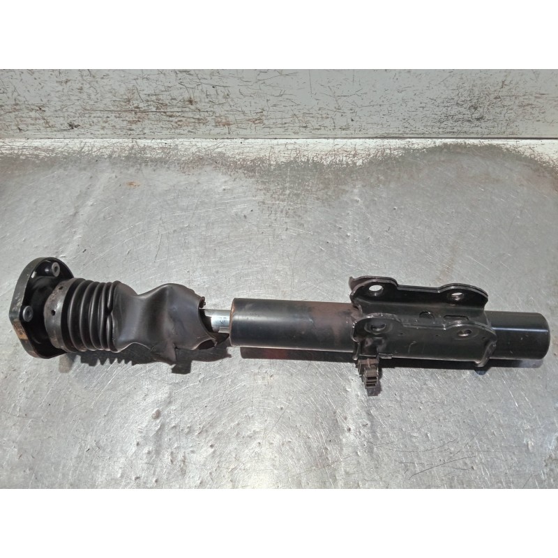 Recambio de amortiguador delantero derecho para mercedes sprinterii caja cerrada (desde 01.06) referencia OEM IAM 331701  