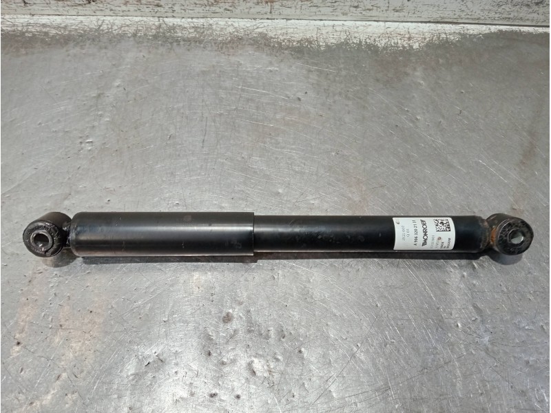 Recambio de amortiguador trasero derecho para mercedes sprinterii caja cerrada (desde 01.06) referencia OEM IAM A9063202131 E102