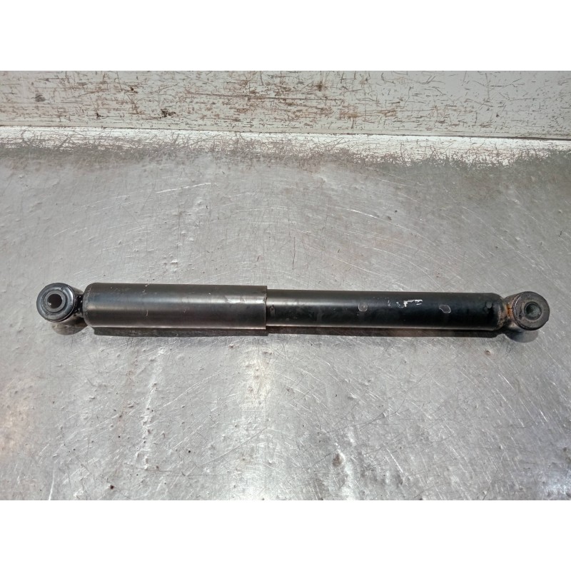 Recambio de amortiguador trasero izquierdo para mercedes sprinterii caja cerrada (desde 01.06) referencia OEM IAM A9063202131 E1