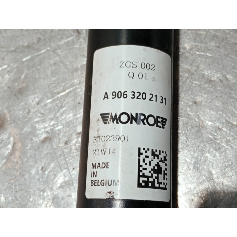 Recambio de amortiguador trasero izquierdo para mercedes sprinterii caja cerrada (desde 01.06) referencia OEM IAM A9063202131 E1