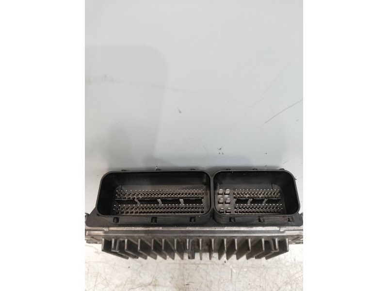 Recambio de centralita motor uce para mercedes clase b (w245) referencia OEM IAM 0281015126 A6401504034 