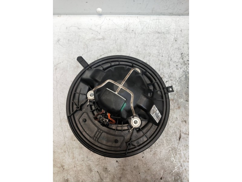 Recambio de motor calefaccion para mercedes clase b (w245) referencia OEM IAM A1698200642  