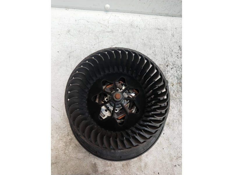 Recambio de motor calefaccion para mercedes clase b (w245) referencia OEM IAM A1698200642  